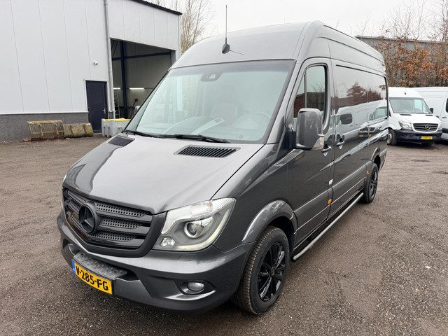 Mercedes-Benz Sprinter 319 3.0 CDI V6 2 Schuifdeuren 3500KG Trekgewicht