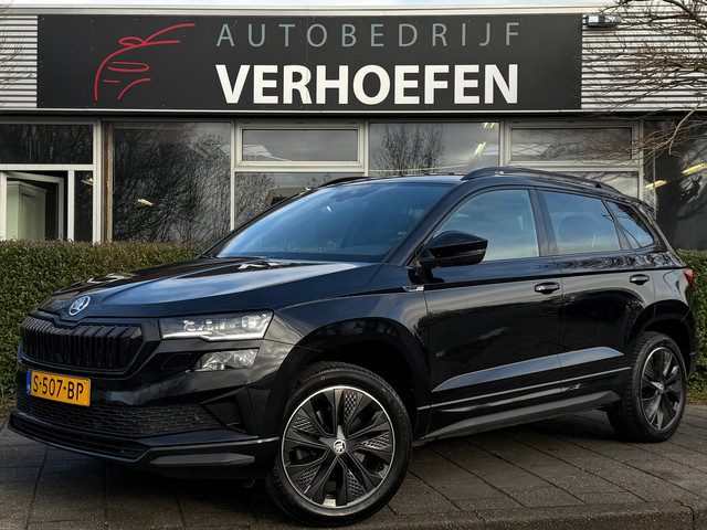 Škoda Karoq 1.5 TSI ACT Sportline Business - APPLE CARPLAY - DEALER ONDERHOUDEN - STOEL / STUUR VERW