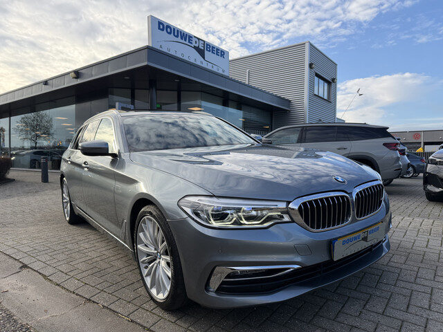 BMW 5 Serie touring 530i Luxury Line