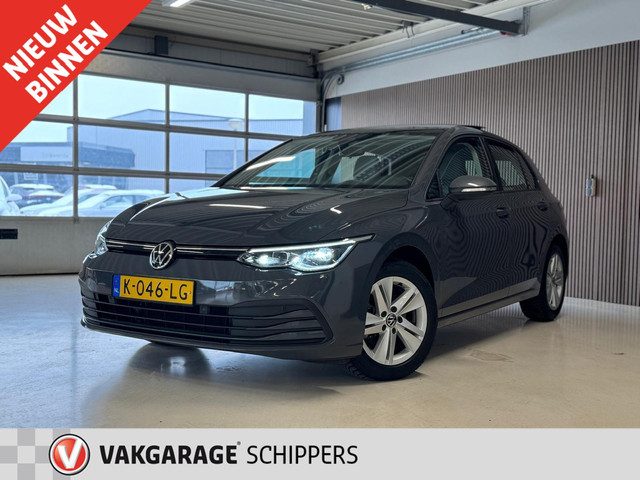 Volkswagen Golf 1.5 eTSI Life Business