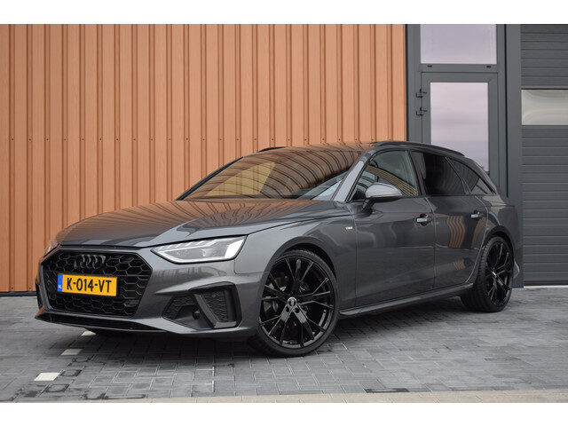 Audi A4 35 TFSI 150pk S-tronic S-line Black Edition | Panoramadak | Virtual | Sfeerverlichting