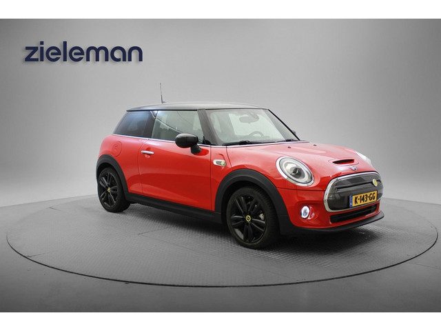 MINI Electric Mini Black&Red Edition - Carplay, Camera, Half Leer, Stoelverw. SOH 97%