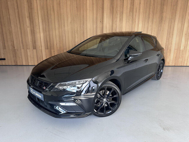 Seat Leon 1.5 TSI FR Ultimate Edition Black Pano | Digital