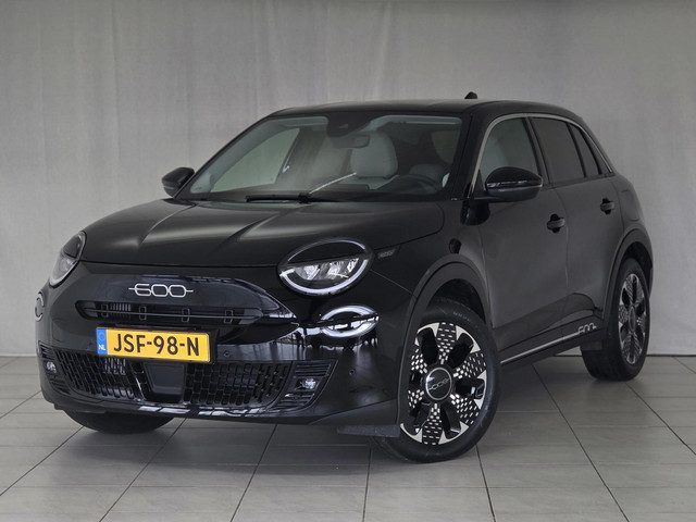 Fiat 600 1.2 Hybrid La Prima