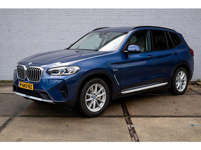 BMW X3 xDrive30e Pano|Laser|Leer|Sportstoelen|Stuurverw|Trekhaak