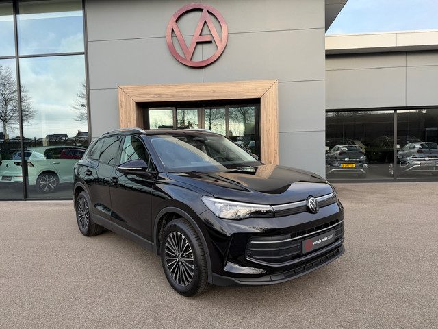 Volkswagen Tiguan 1.5 eTSI Life | Camera | Trekhaak | Dode hoek | Rijklaar incl. garantie