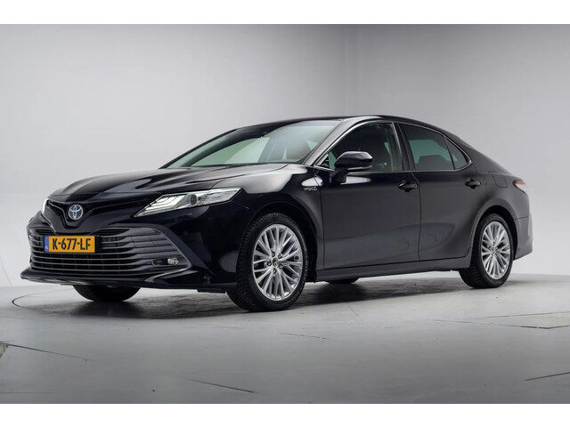 Toyota Camry 2.5 Hybrid Business Plus Aut. [ Leder LED Stoelverwarming ]