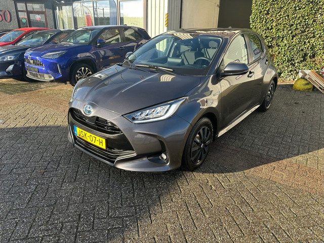Toyota Yaris 1.5 Hybrid Style,1.Hand, Keyless