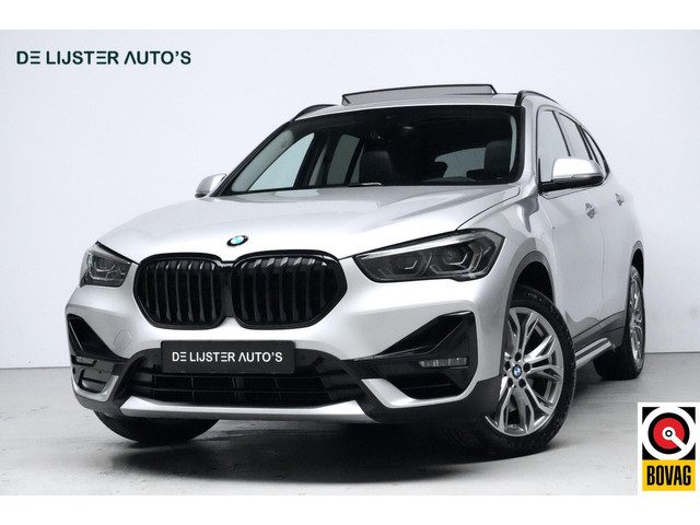 BMW X1 xDrive20i Sport Line High Executive LCI 192 PK | Pano-dak | CarPlay | Leder | Stoelverwarming