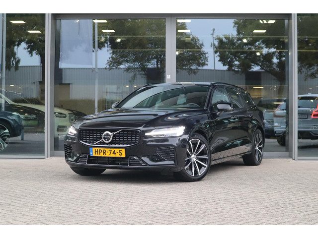 Volvo V60 2.0 T6 Plug-in hybrid AWD Plus Dark