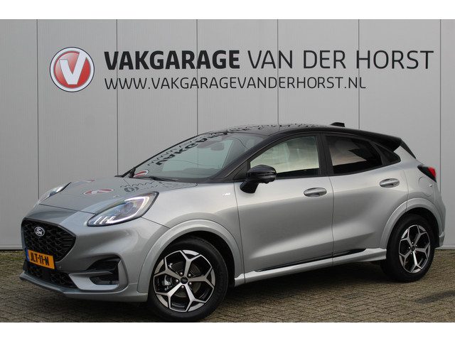 Ford Puma 1.0-125pk EcoBoost Mild-Hybrid ST-Line, two-tone.