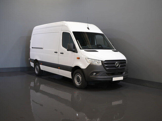 Mercedes-Benz Sprinter 317 CDI Aut. L2H2 BPM VRIJ! 3.5t Trekverm./ Gev.Stoel/ 270 Gr.Deuren/ Stoelve