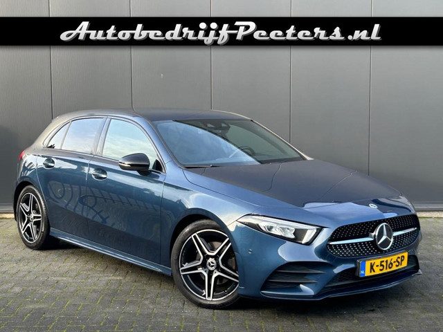 Mercedes-Benz A-Klasse A 160 AMG Nightpakket Leder LED Sfeerlicht Camera Cruise NL-auto