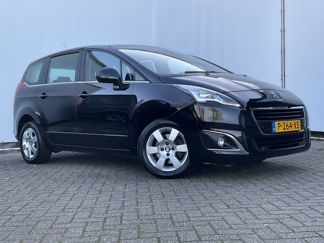 Peugeot 5008 7-Pers 1.2 PureTech Style 7p. Trekhaak Navi/Cam Cruise Stoelverwarming