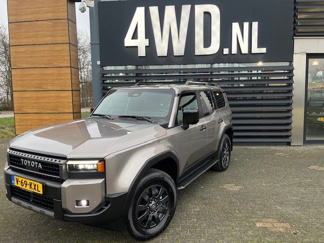 Toyota Land Cruiser 2.8 D-4D AUT VAN EXEC / PROF LEDER NAVI CLIMA CRAWL GEEN BPM ! FABR GARANTIE € 7