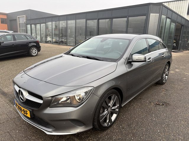 Mercedes-Benz CLA Shooting Brake 180 Business Solution AMG