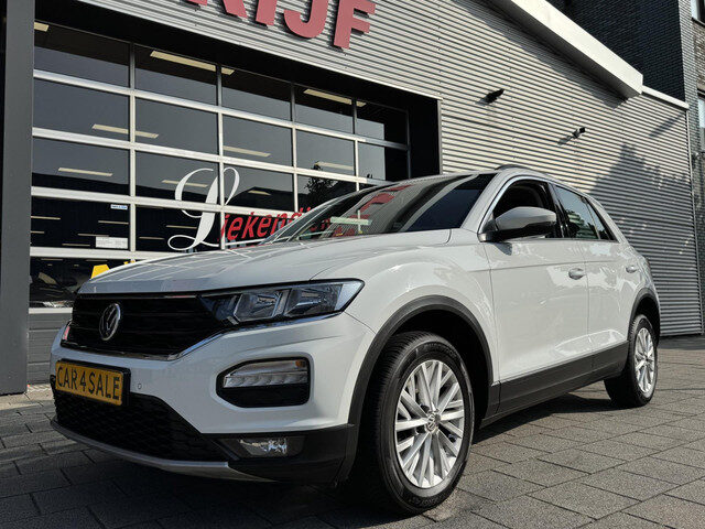 Volkswagen T-Roc 1.0 TSI Style - Navigatie/Apple Carplay I Airco I LED I PDC I Comfort pakket I Spor