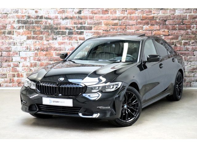 BMW 3 Serie Sedan 320i Executive Sport Line Automaat