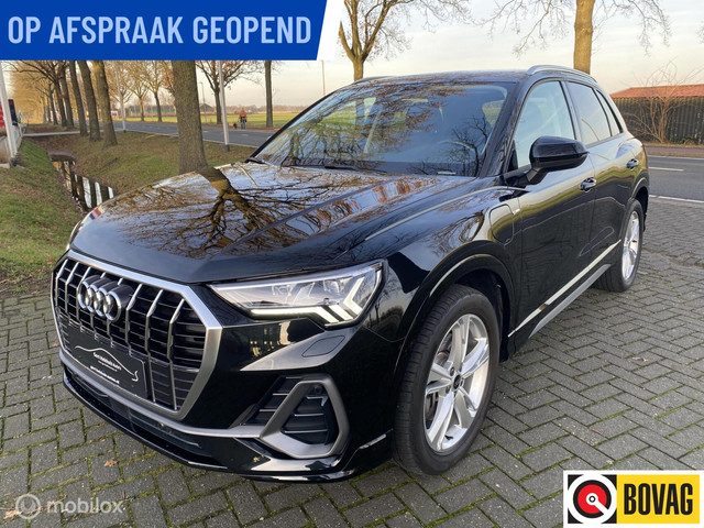 Audi Q3 45 TFSI e S Line I 19 Inch I Camera I Sonos I