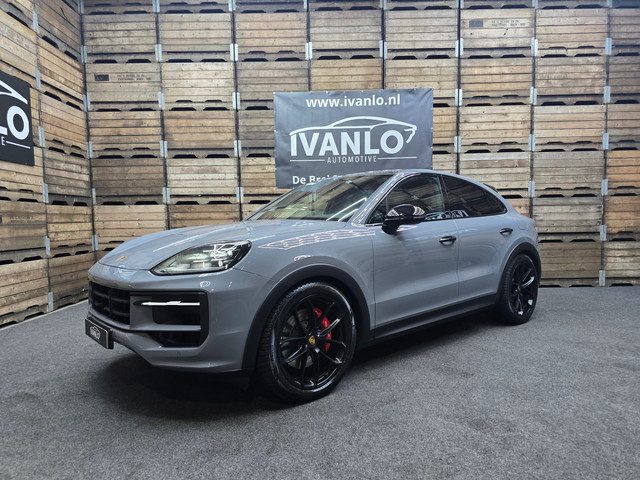 Porsche Cayenne Coupé 3.0 E-Hybrid Carbon Dak Bijr. Display Alcant. Hemel/stuur Chrono 22"GT Uniek!