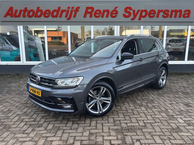 Volkswagen Tiguan 1.5 TSI ACT Highline Business R | Trekhaak | Pano | Stoelverwarming | Dodehoek Det