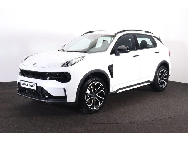 Lynk&Co 01 Core