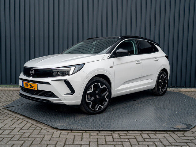 Opel Grandland 1.2 Turbo Ultimate | Led Matrix | Elk A-klep | Keyless |