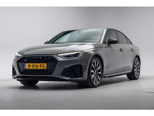 Audi A4 40 TFSI quattro S edition Competition [ Virtual Navi Stoelverwarming Half-leder ]