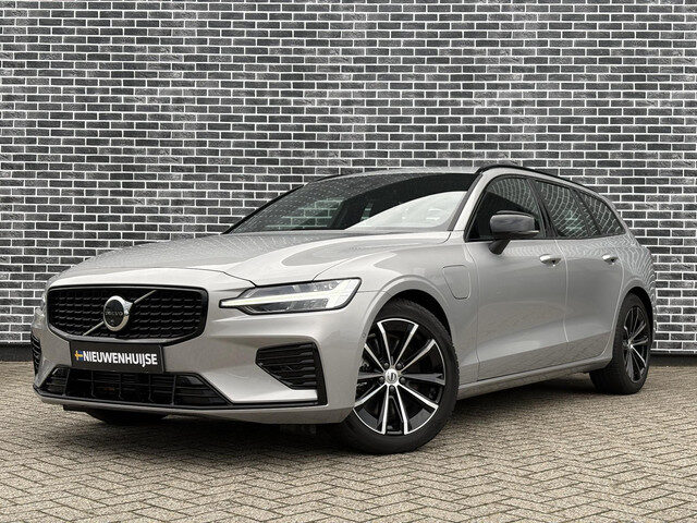 Volvo V60 Plug-in Hybrid T6 AWD Plus Dark