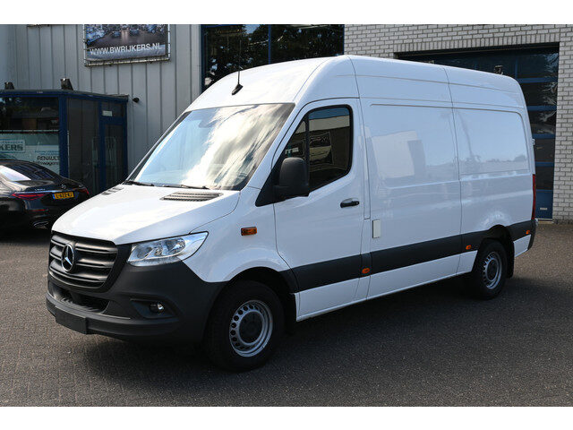 Mercedes-Benz Sprinter 319 CDI 3.0 V6 L2H2
