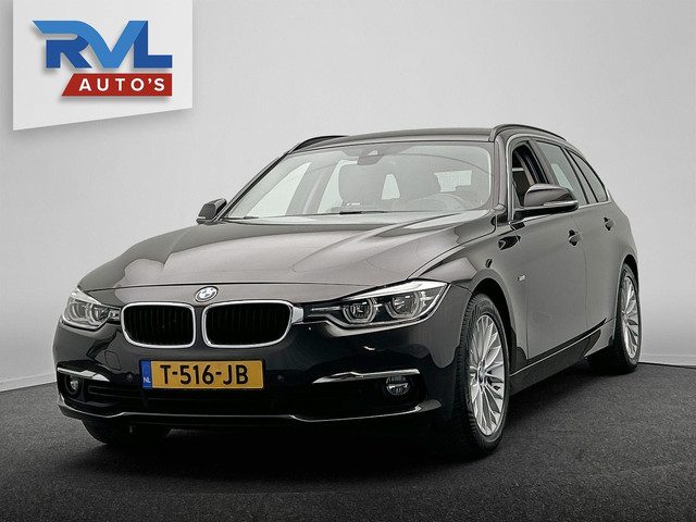 BMW 3 Serie touring 318i Edition Luxury Line Automaat Trekhaak Leder Camera Navigatie