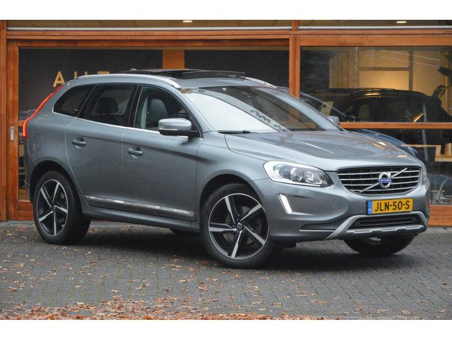 Volvo XC60 T5 R-Design| Panoramadak | Camera | Trekhaak | Stoelverwarming | Leer | Bluetooth | Elekt