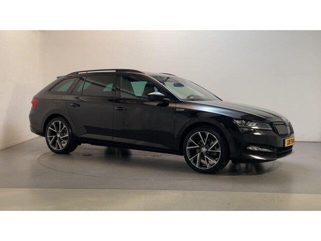 Škoda Superb Combi 1.4 TSI iV Sportline Business LED Panoramadak Camera Virtual Cockpit Adaptive Cru