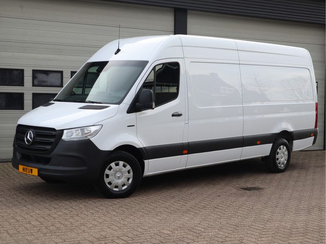 Mercedes-Benz eSprinter 314 Accu 113 kWh WLPT 445 KM AC+DC Snelladen L3H2 Maxi - Trekhaak