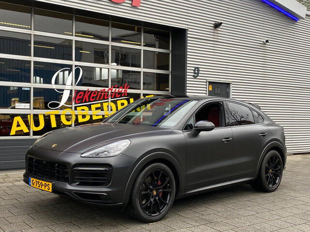 Porsche Cayenne Coupé 3.0 E-Hybrid 463PK - Matt Zwart I Panorama dak I Leer I Navigatie en nog veel