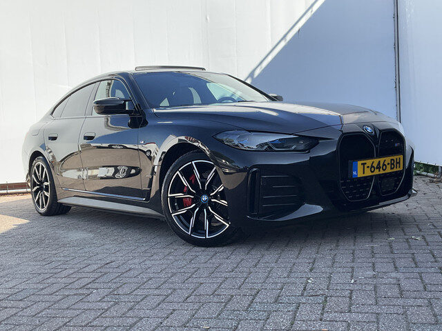 BMW i4 M50 M-Sport 84kWh 544PK Pano Laser HUD Harman/Kardon Elek.Trekhaak Leer BOMVOL!