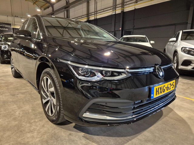 Volkswagen Golf 1.4 eHybrid - Digitaal Dashboard - Sfeerverlichting - Ergostoel met memory - Adapt C