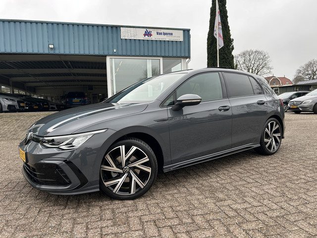 Volkswagen Golf 1.5 TSI R-Line