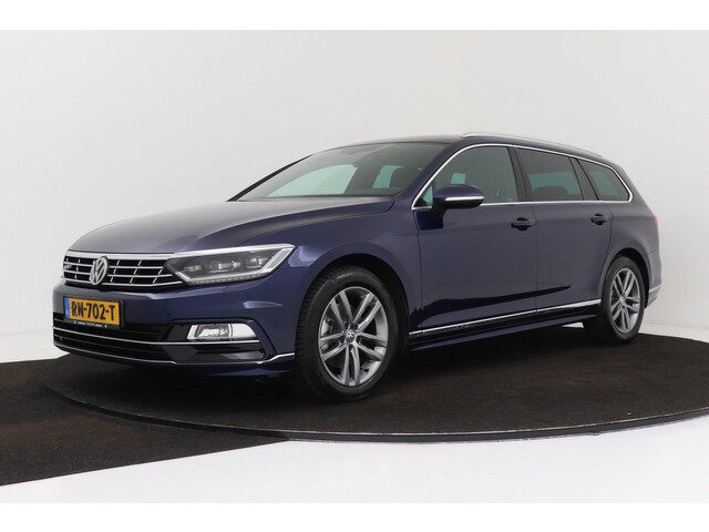 Volkswagen Passat Variant 1.4 TSI Highline R-Line | Trekhaak | Volledig Ond | Digital Cockpit | Org