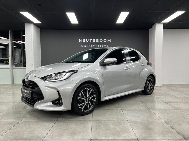 Toyota Yaris 1.5 Hybrid Dynamic | Carplay | Camera | Cruise|