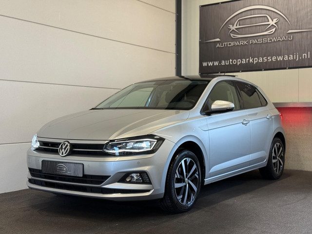Volkswagen Polo 1.0 TSI Highline Pano, ACC, LED, Parkeersensoren, Stoelverwarming, Navigatie, Airco,