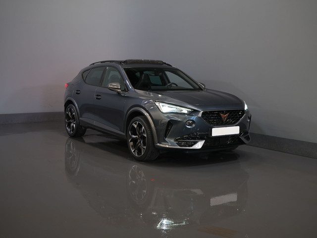 Cupra Formentor 1.4 e-Hybrid 245 pk Copper Edition Pano/ Elek.Trekhaak/ Elek.Klep/ Mem.Stoel/ Matrix