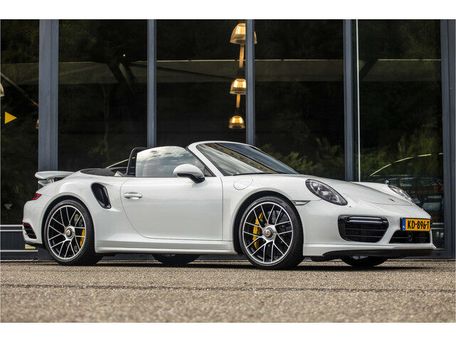 Porsche 911 Cabrio 3.8 Turbo S 581pk!