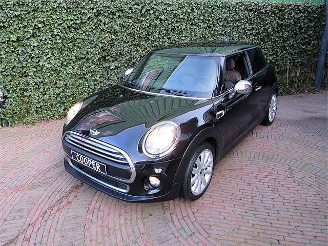 MINI Cooper One Salt Business F56