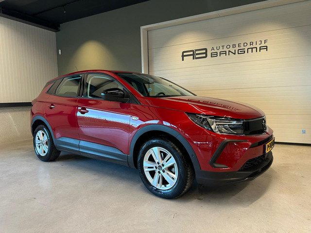Opel Grandland 1.2 TURBO ELEGANCE/CLIMA AIRCO/NAVIGATIE/APPLE CARPLAY/CRUISECONTROL/ISOFIX/TREKHAAK/