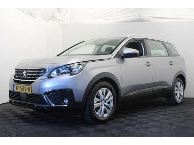 Peugeot 5008 1.2 PureTech Blue Lease Executive