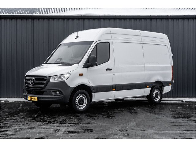 Mercedes-Benz Sprinter 317 CDI L2H2 | Mbux | Facelift | Navi | Camera | Adapt.Cruise | Automaat
