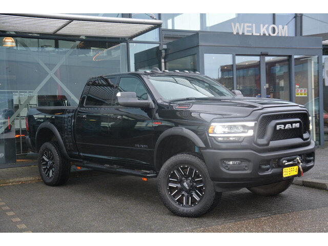 Dodge Ram Pick-Up 2500