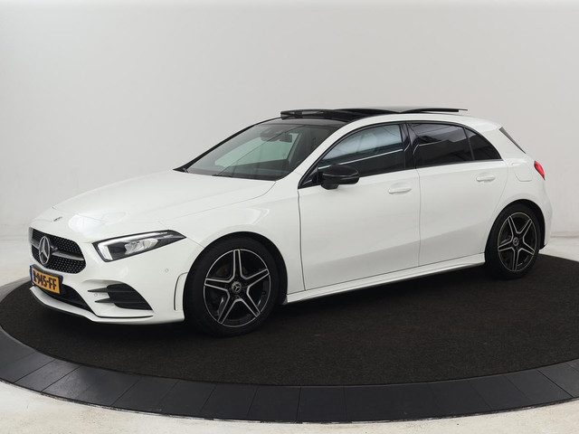 Mercedes-Benz A-Klasse 180 AMG | Panoramadak | Stoelverwarming |