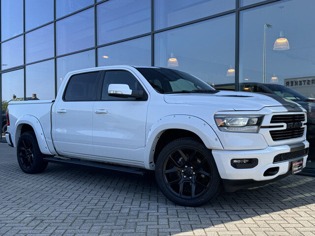 Dodge Ram 1500 Laramie Sport
